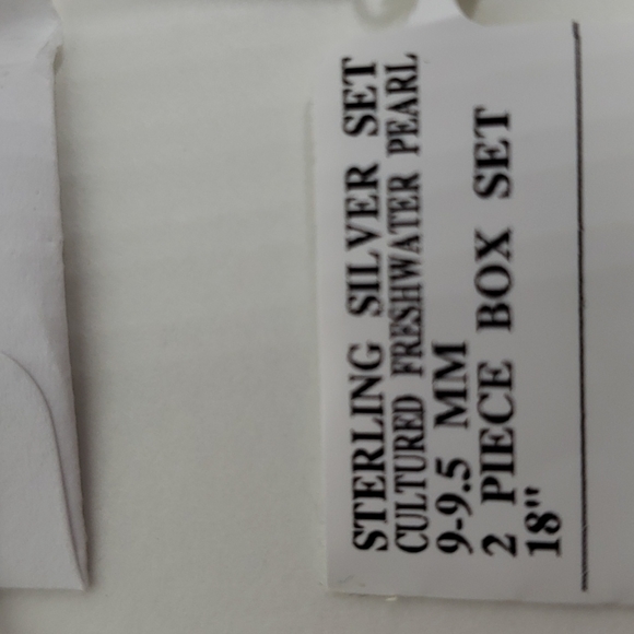 Sterling Silver Freshwater Pearl 9-9.5MM Earring/Necklace 18"  Set - Picture 3 of 3